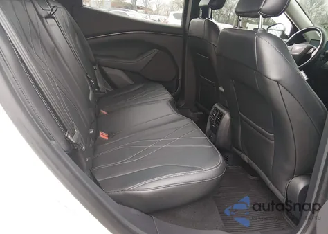 2021 Ford Mustang Mach-E Select z USA, uszkodzony, nr VIN 3FMTK1SS7MMA19526